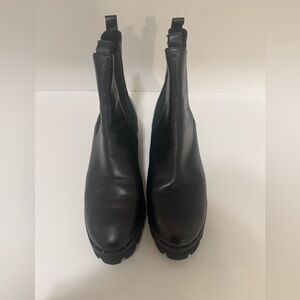 Freda Salvador Brooke 10.5 Black Leather Ankle Booties